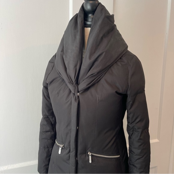 Michael Kors Coat w/versatile hood, zipper and snaps - Picture 7 of 16